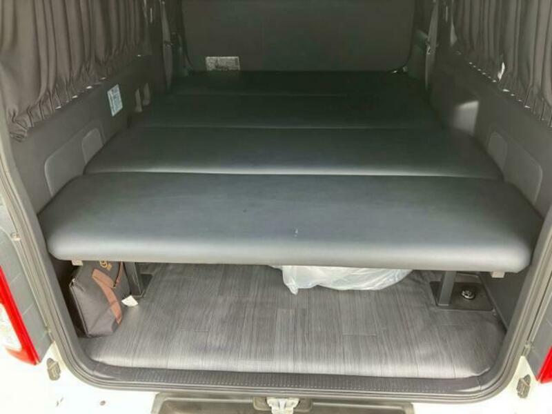 HIACE VAN-16