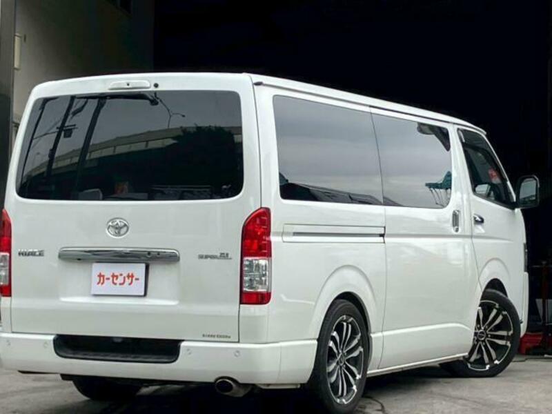 HIACE VAN-1