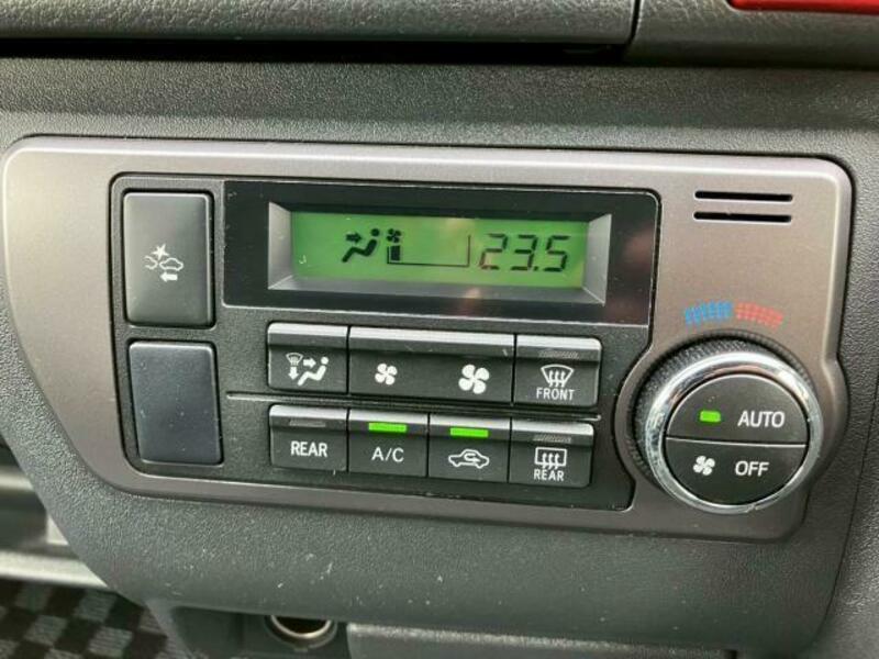HIACE VAN-10