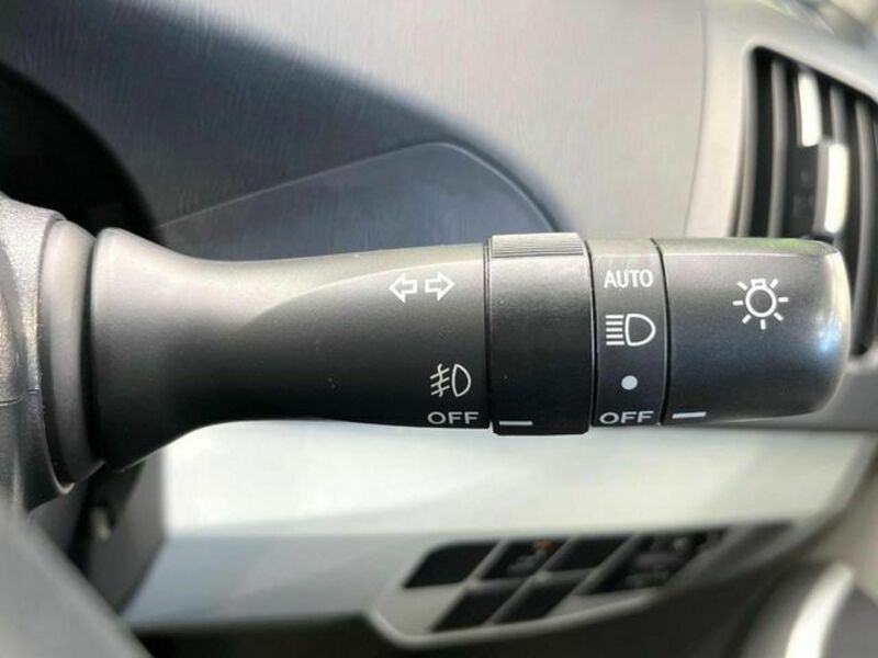 PRIUS-5
