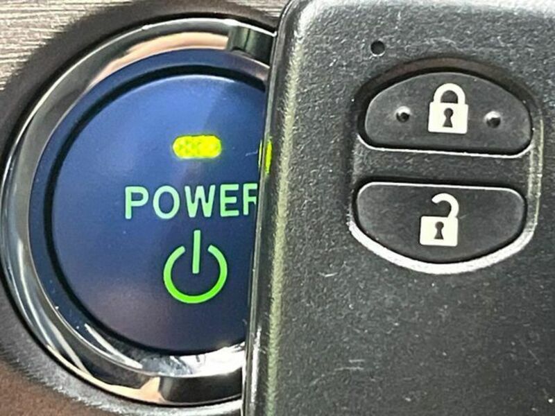 PRIUS-6