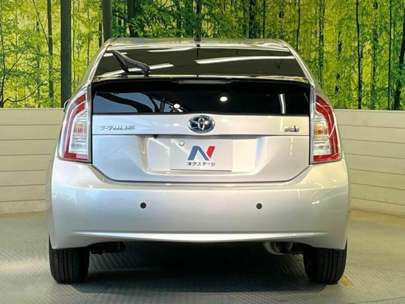 PRIUS-14