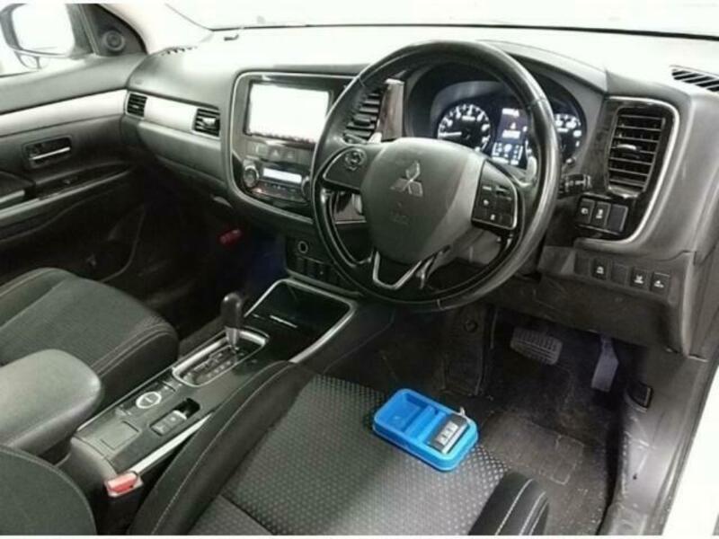 OUTLANDER