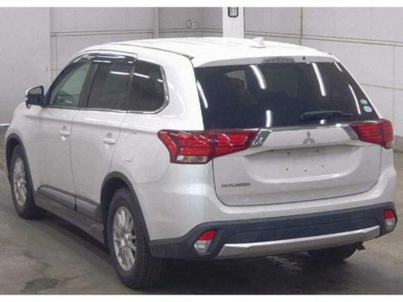 OUTLANDER