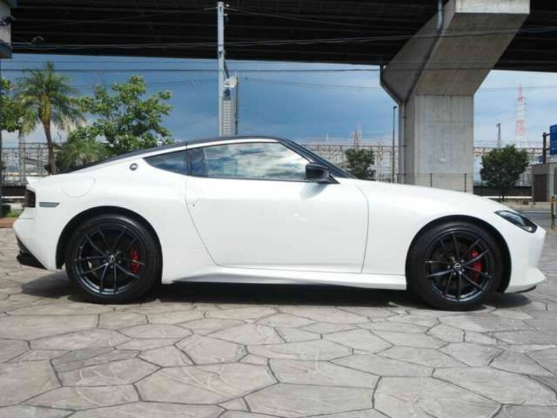 FAIRLADY Z-8