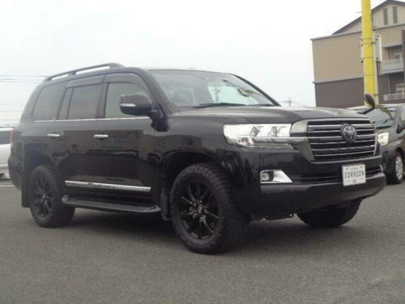 LAND CRUISER