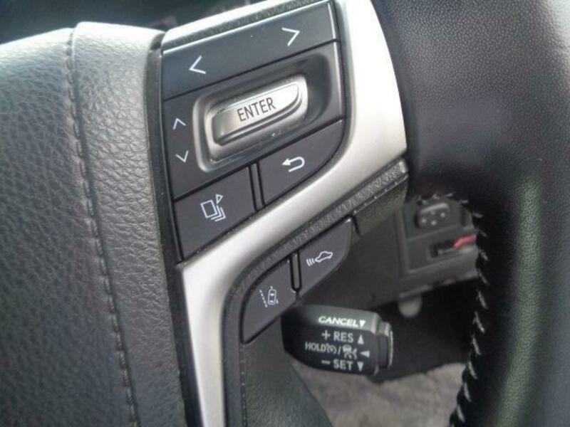 LAND CRUISER