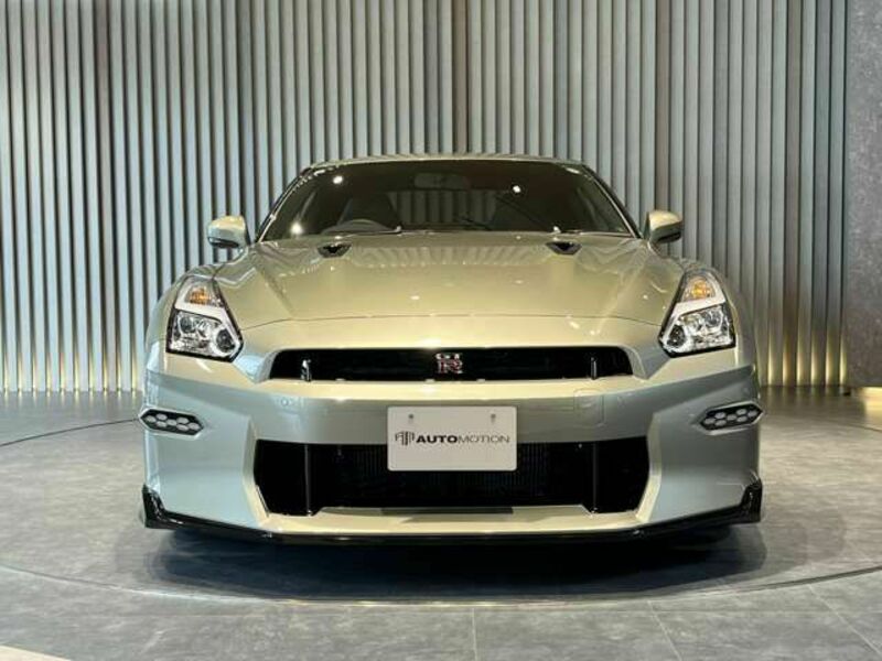 GT-R