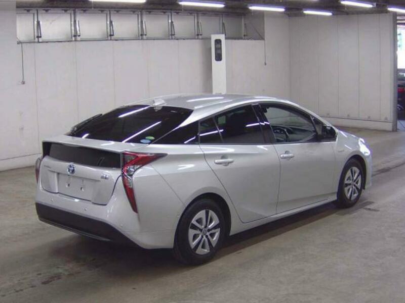 PRIUS-5