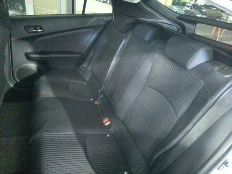PRIUS-3