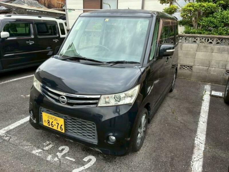 NISSAN ROOX