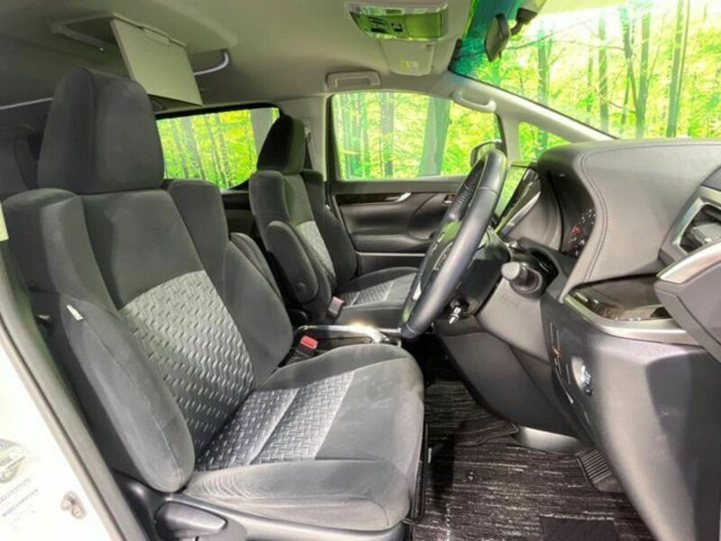 VELLFIRE-7