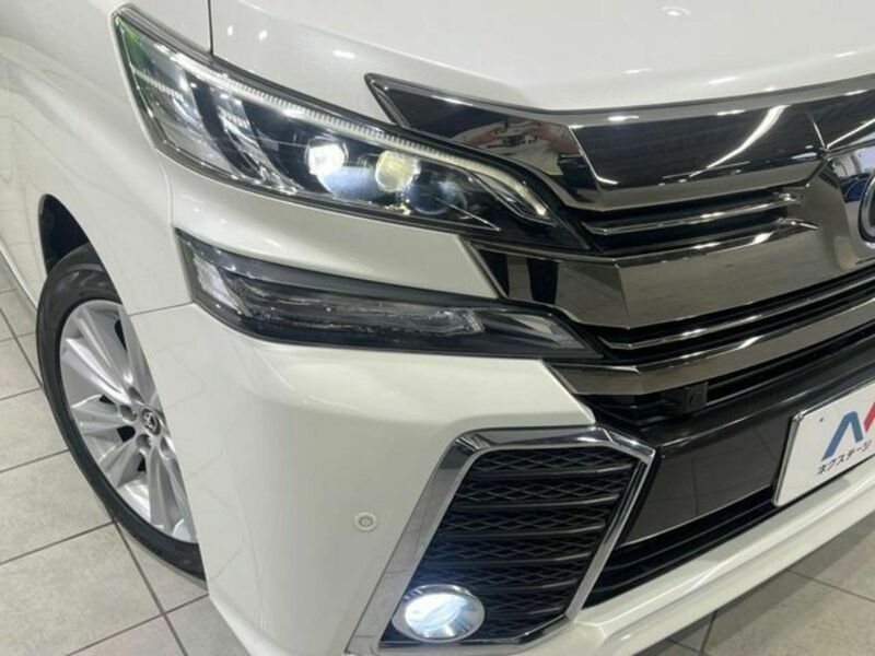 VELLFIRE-12