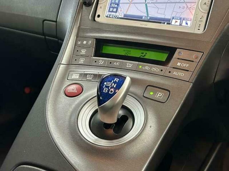 PRIUS-15