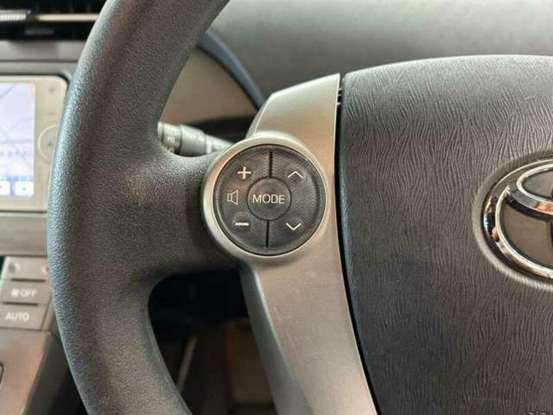 PRIUS-9
