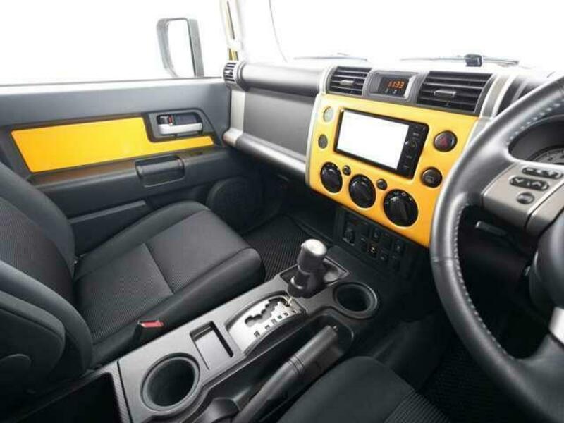 FJ CRUISER