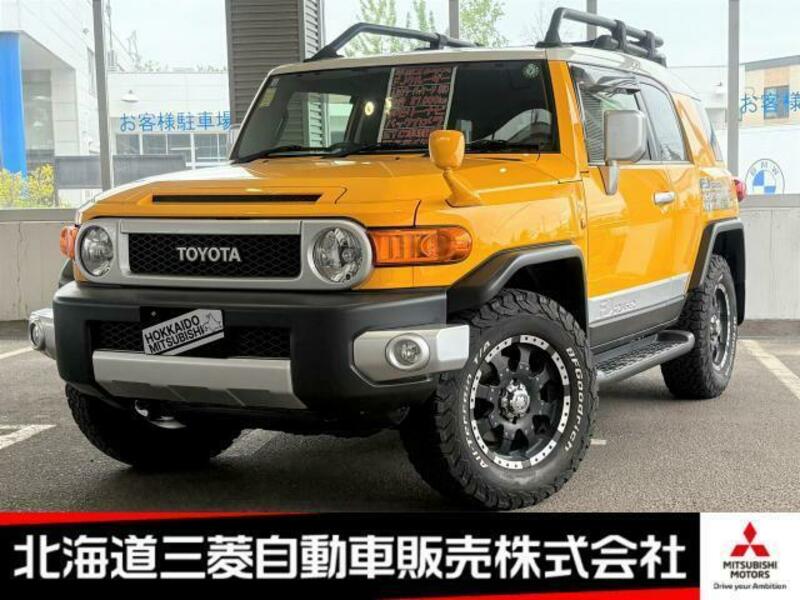 TOYOTA FJ CRUISER