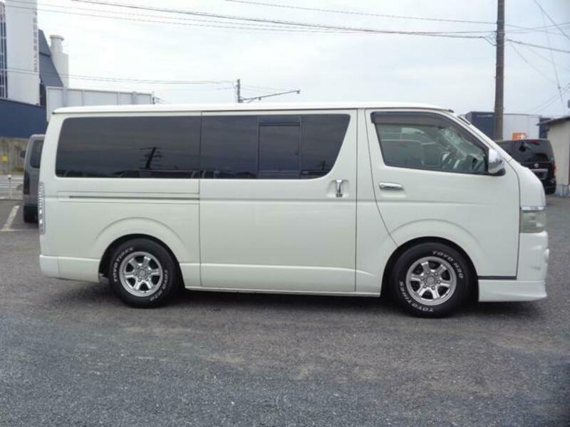 HIACE VAN-19