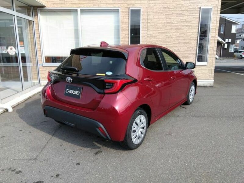 YARIS-1