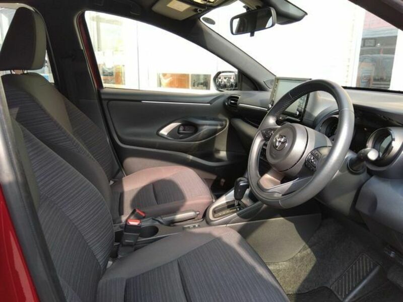 YARIS-6