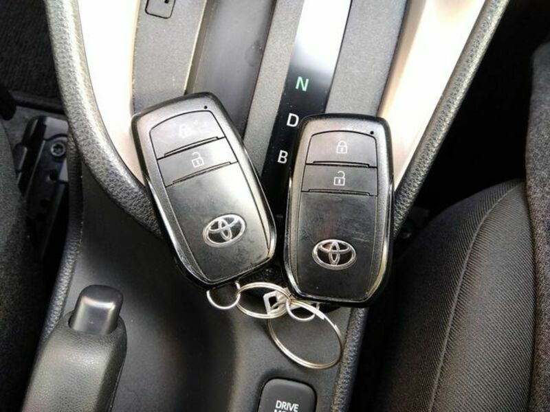 YARIS-16