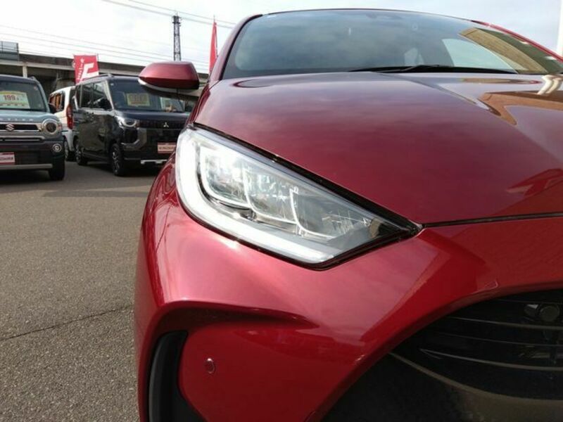 YARIS-18