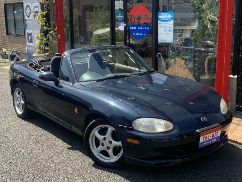 ROADSTER