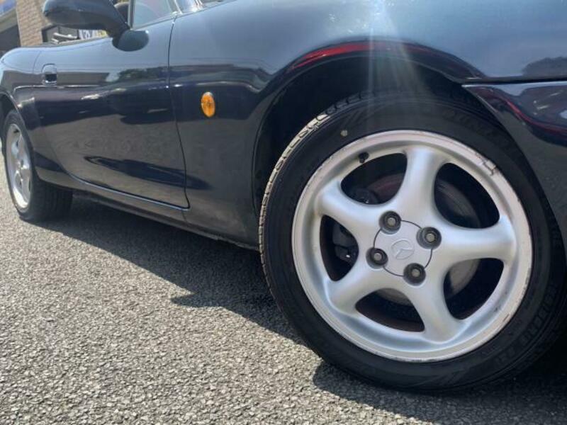 ROADSTER