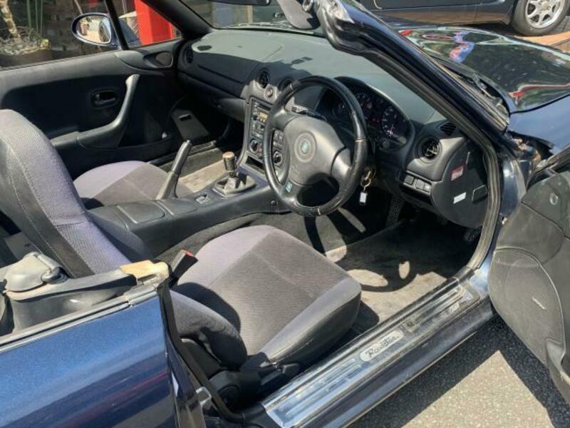 ROADSTER