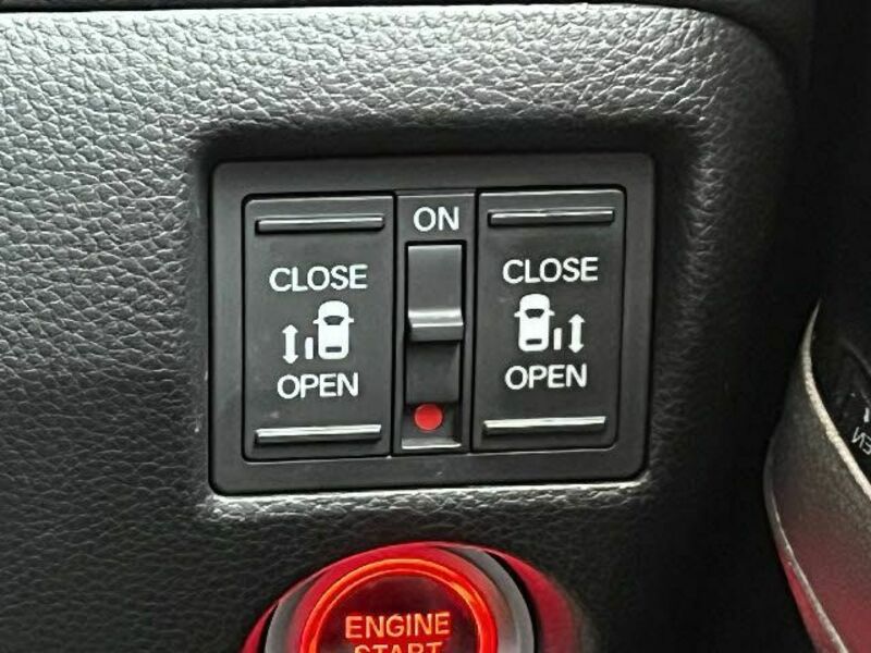 N BOX CUSTOM-16