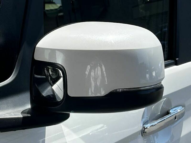 N BOX CUSTOM-25