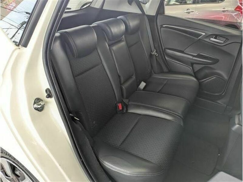 FIT HYBRID-6