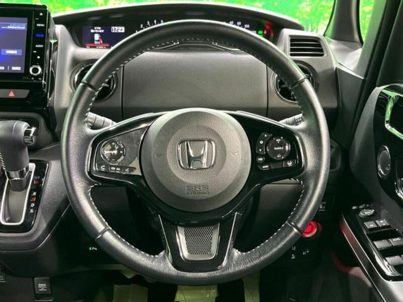 N BOX CUSTOM-11