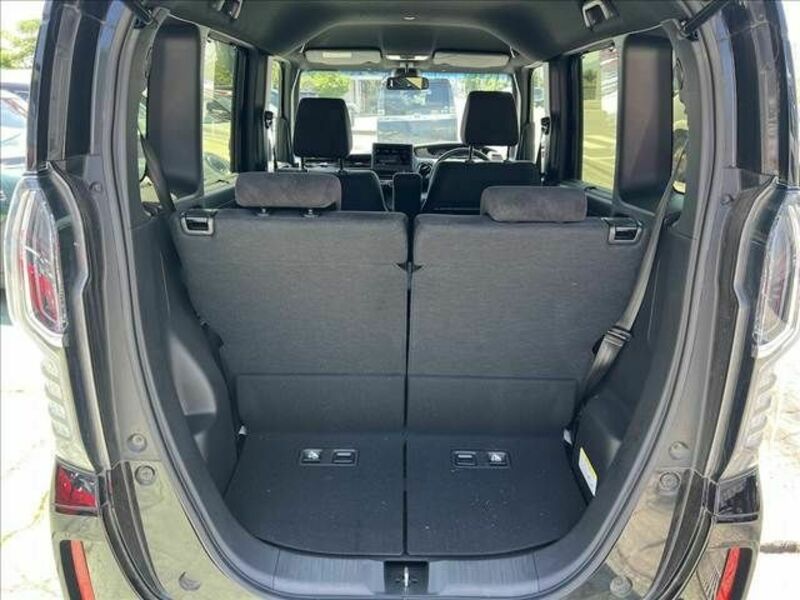 N BOX CUSTOM-8