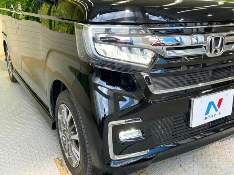 N BOX CUSTOM-11