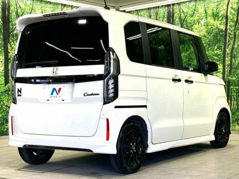 N BOX CUSTOM-16