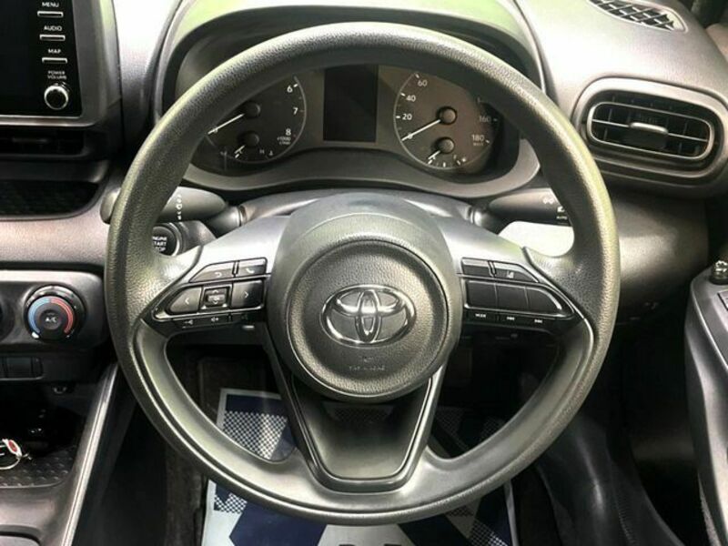YARIS-10
