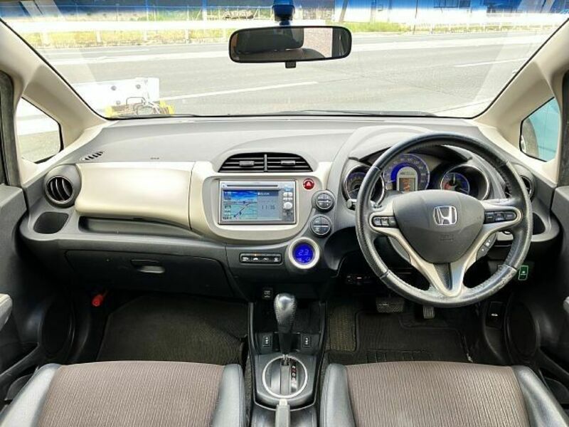 FIT HYBRID-1