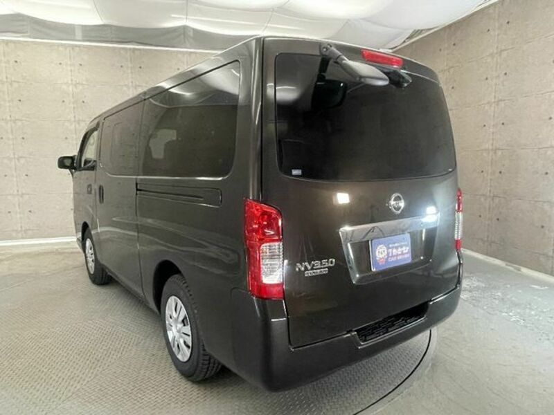 NV350 CARAVAN WAGON