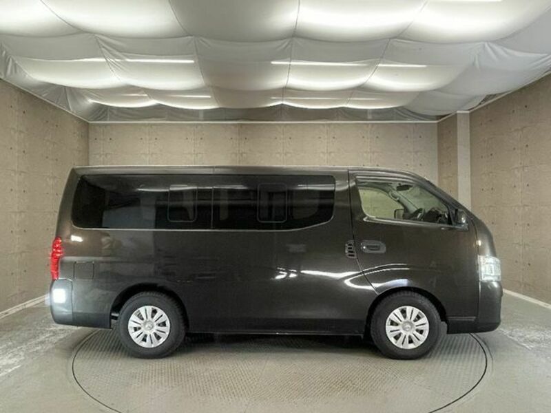 NV350 CARAVAN WAGON