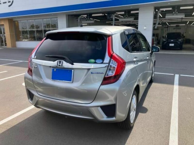 FIT HYBRID