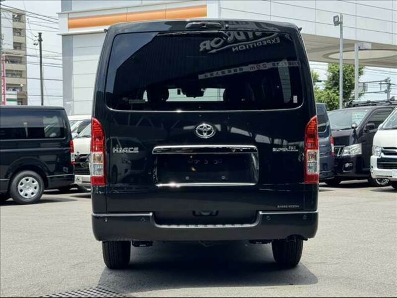 HIACE VAN