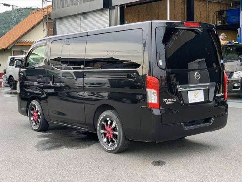 NV350 CARAVAN