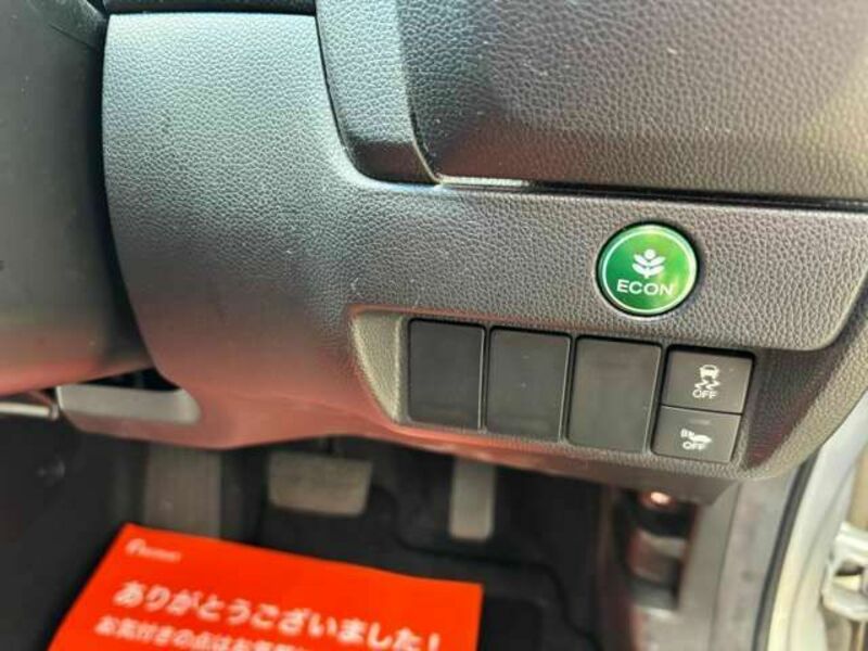 FIT HYBRID-12
