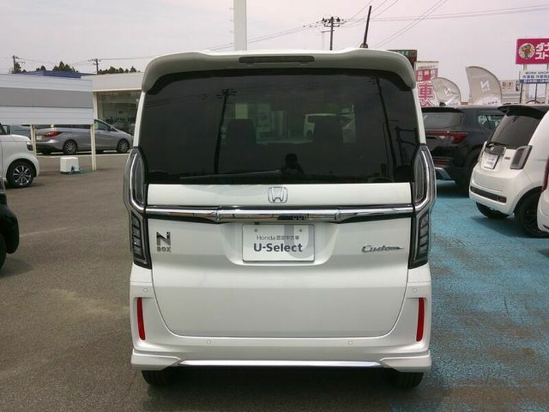 N BOX CUSTOM
