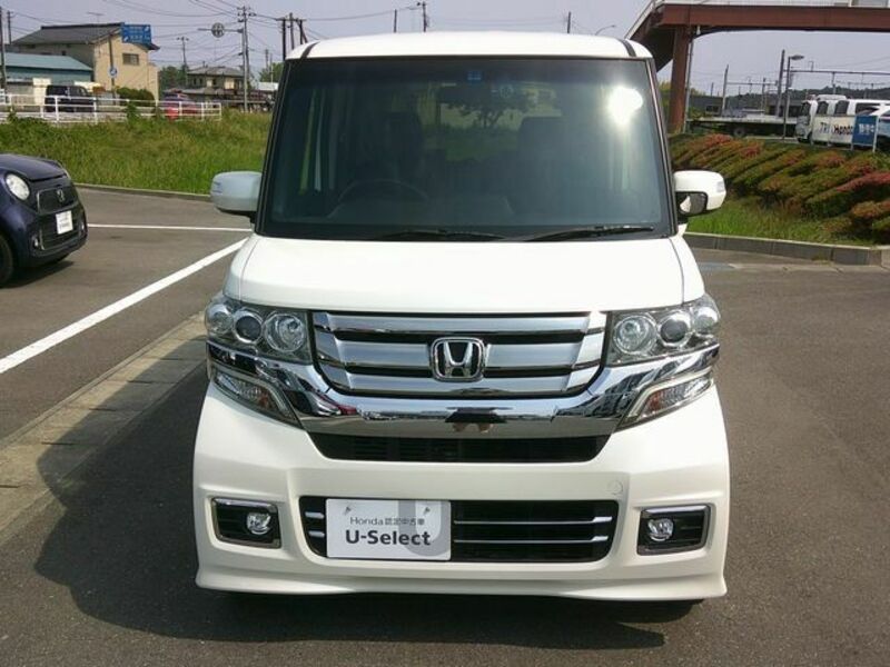 N BOX CUSTOM