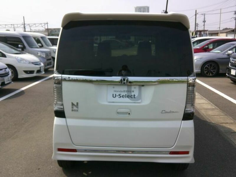 N BOX CUSTOM