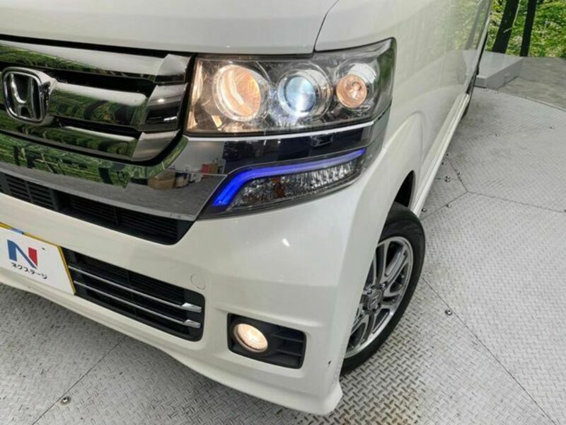 N BOX CUSTOM