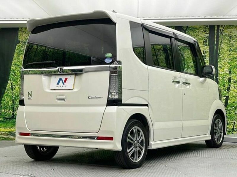 N BOX CUSTOM