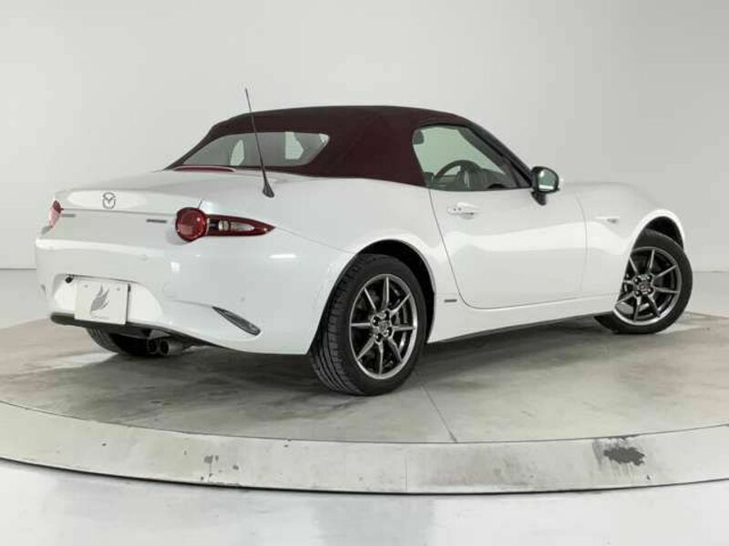 ROADSTER
